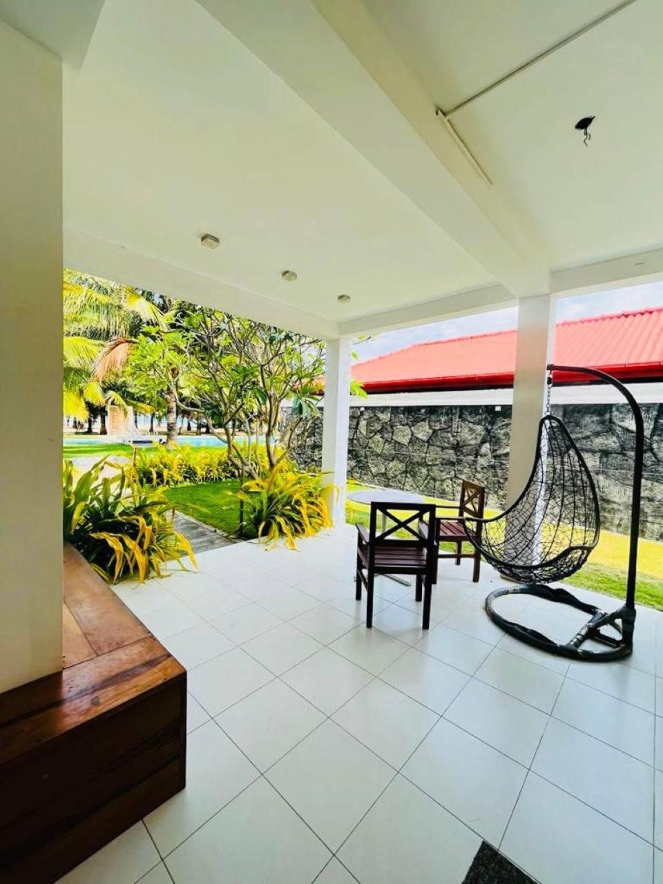Nn Beach Resort & Spa 尼拉瓦利 外观 照片