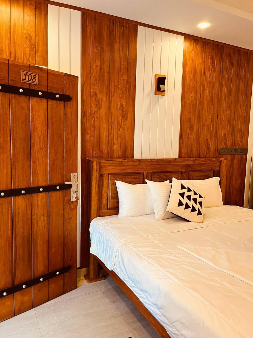 Nn Beach Resort & Spa 尼拉瓦利 外观 照片