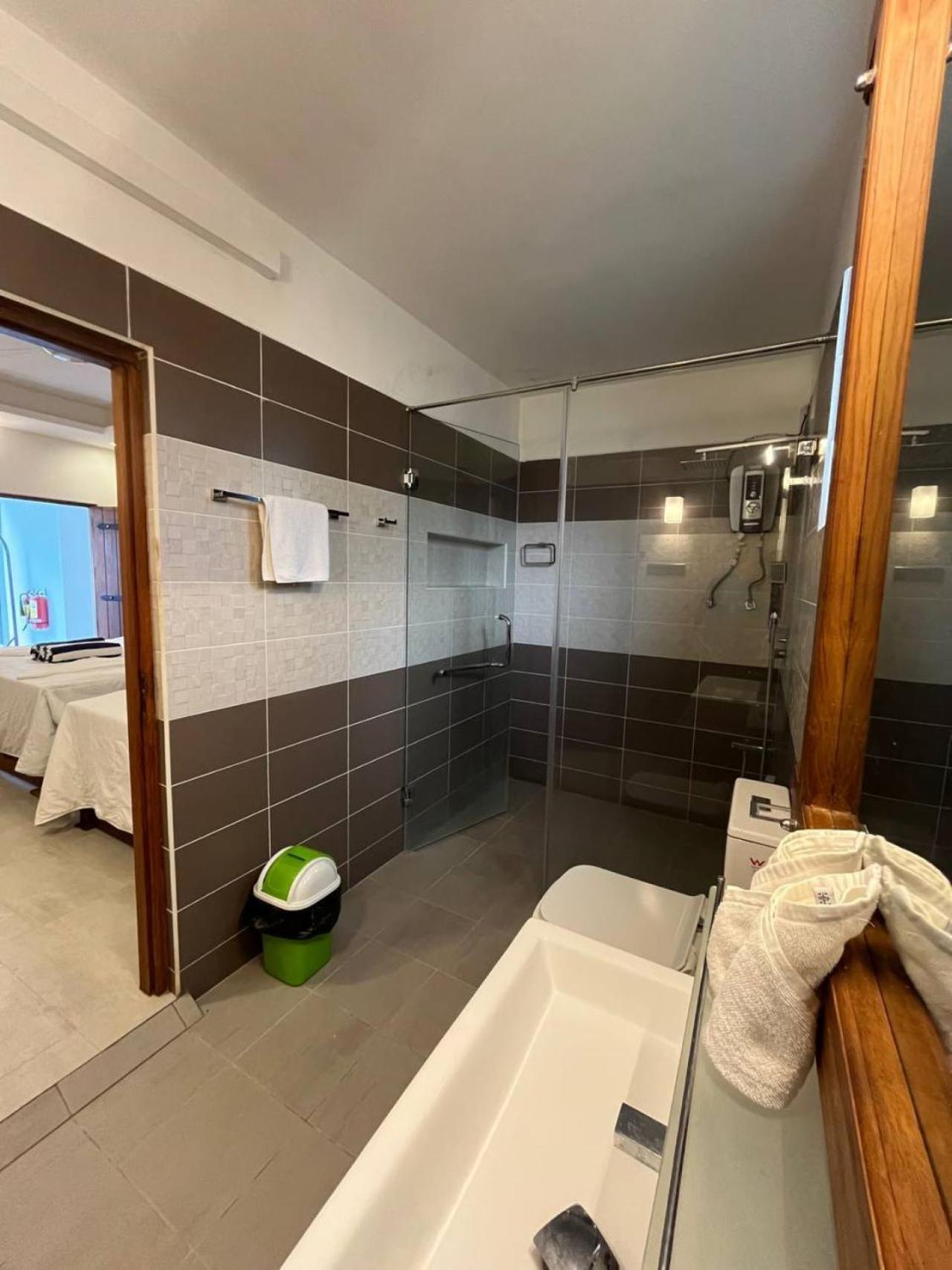 Nn Beach Resort & Spa 尼拉瓦利 外观 照片