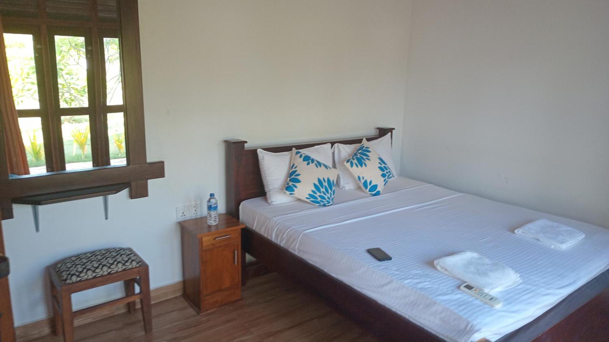 Nn Beach Resort & Spa 尼拉瓦利 外观 照片