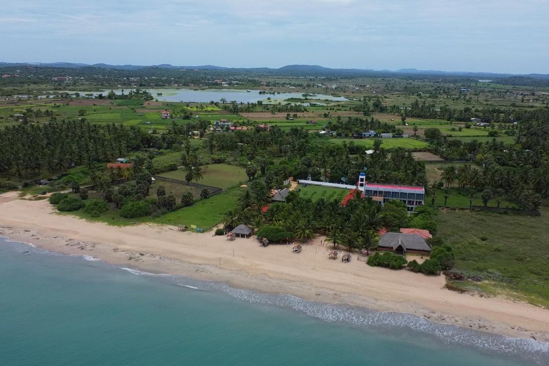 Nn Beach Resort & Spa 尼拉瓦利 外观 照片